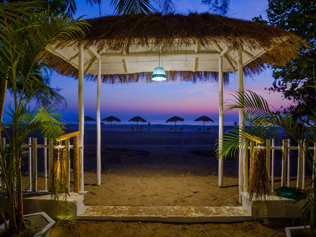 LaRiSa by The Beach, Morjim