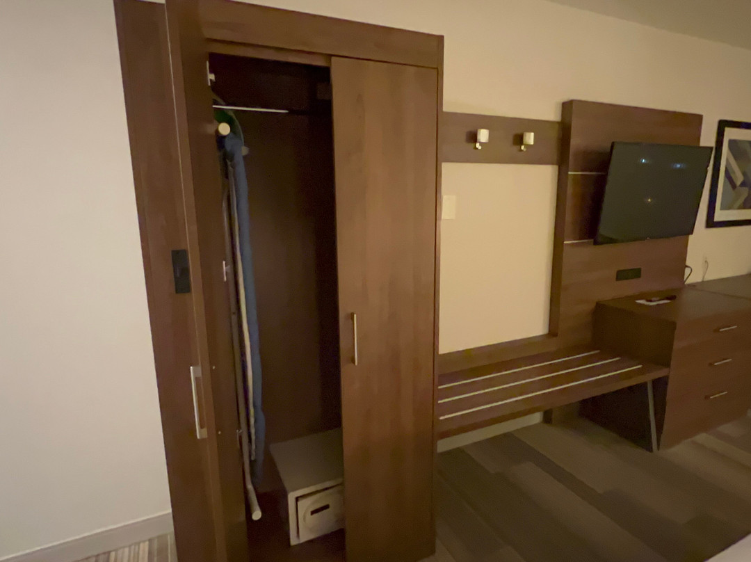 Holiday Inn Express & Suites Toronto - Markham By IHG主图