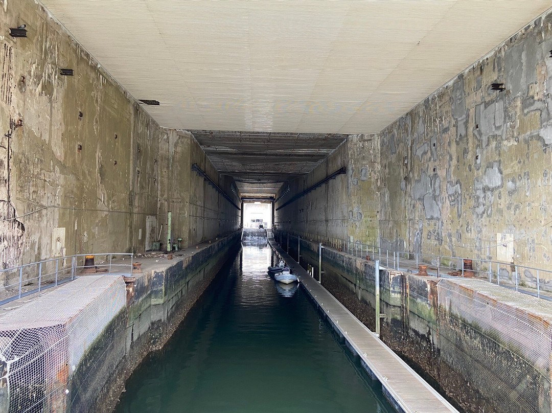 Keroman Submarine Base景点图片