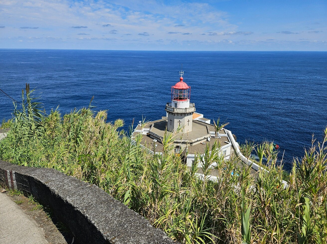 Farol do Arnel-Nordeste必去景点