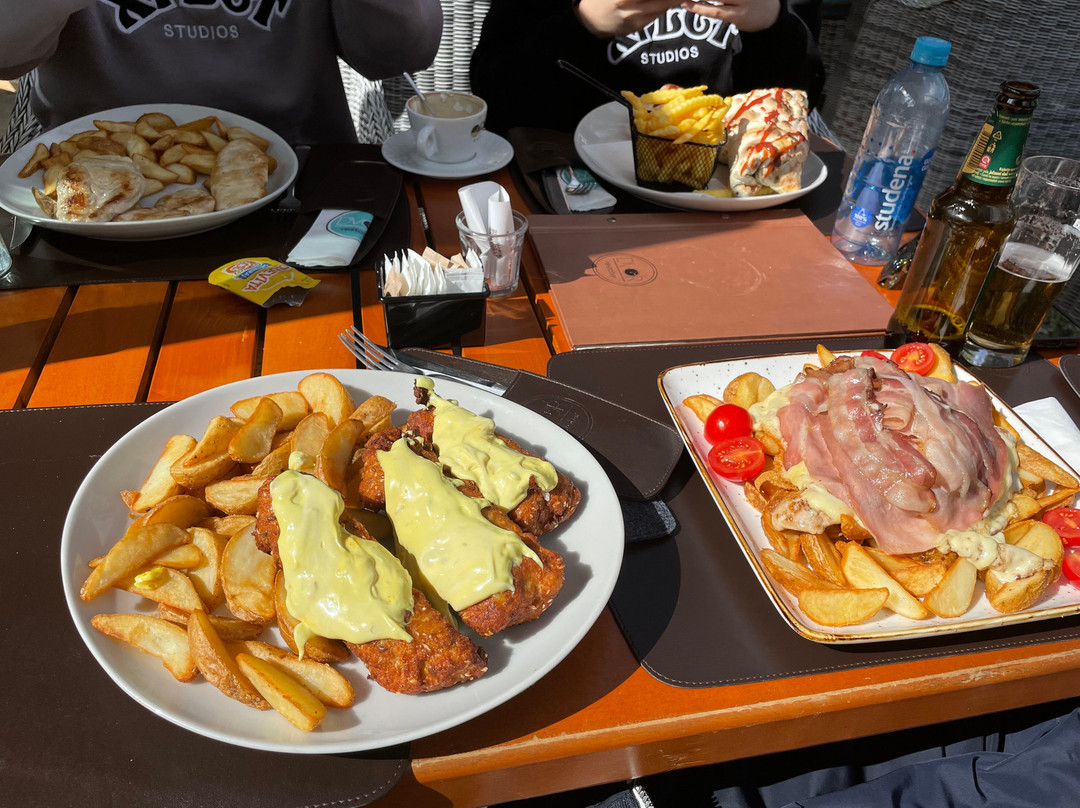 Restobar Dvor
