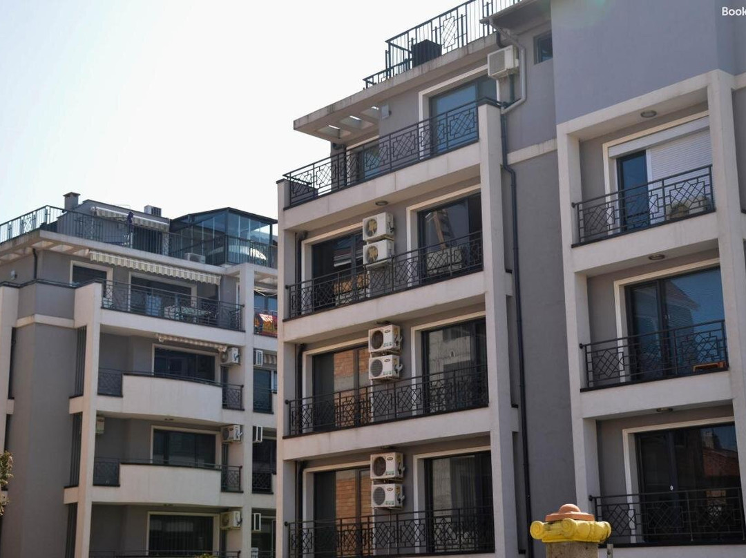 Belchevi Apartments