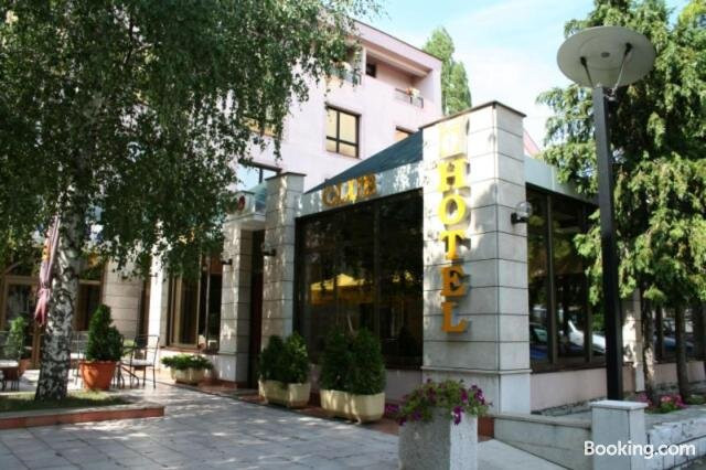 Hotel Dinara主图