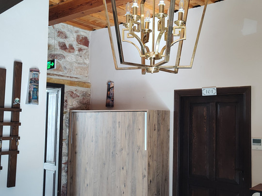 Nills Stone House主图