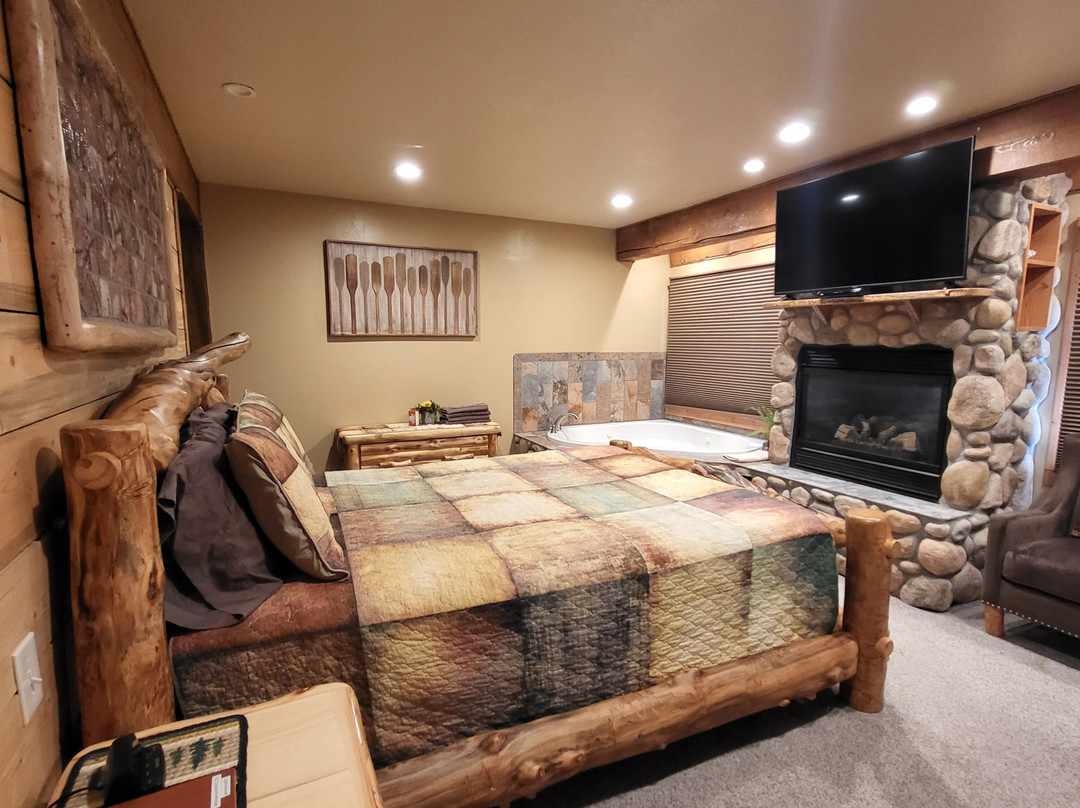 Buffalo Peaks Lodge主图