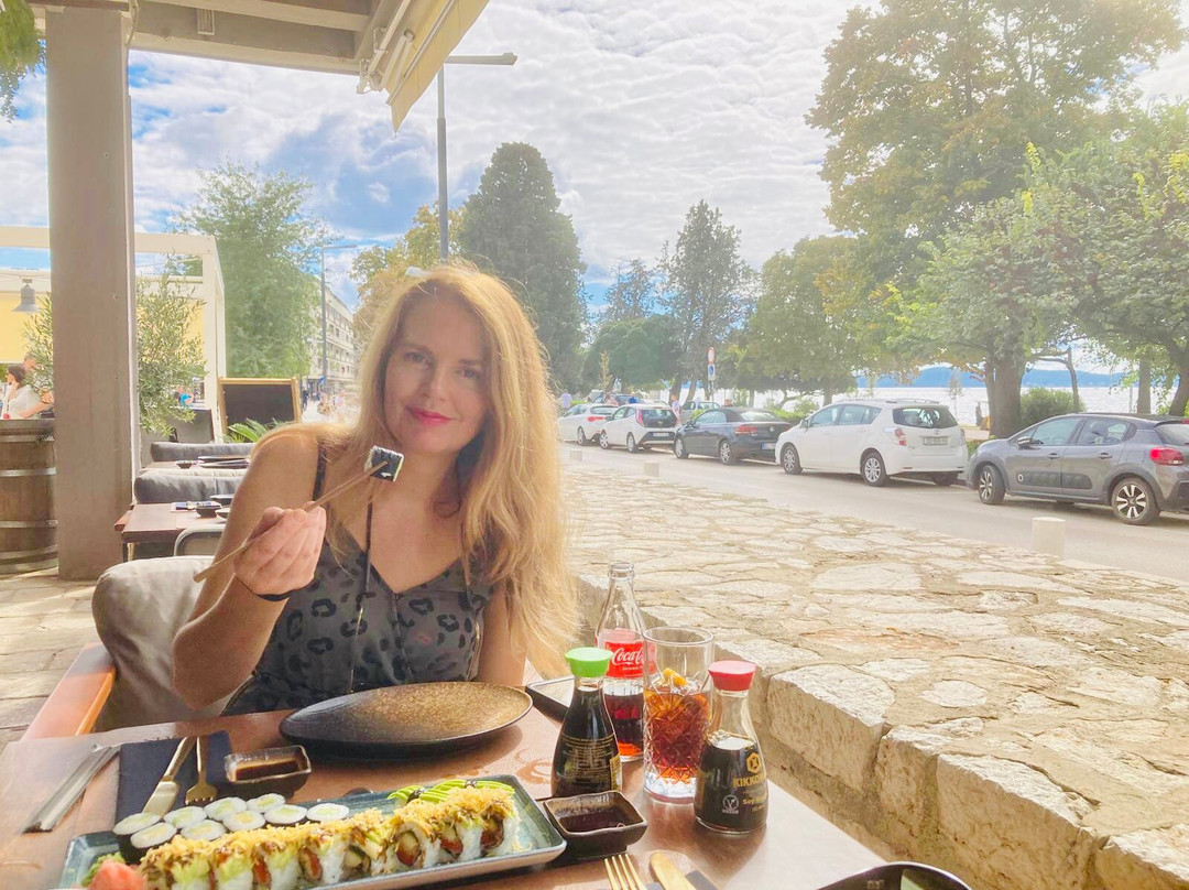 Antiquus Sushi & More