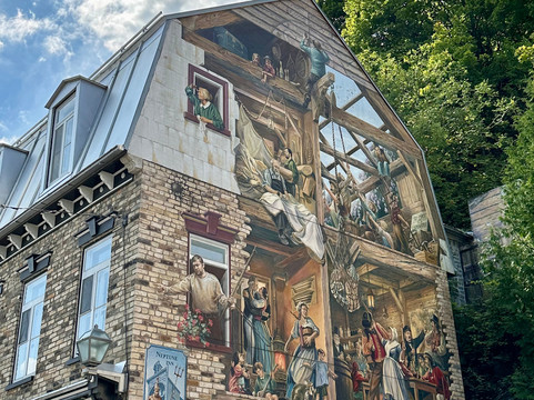 Fresque du Petit-Champlain-魁北克市必去景点