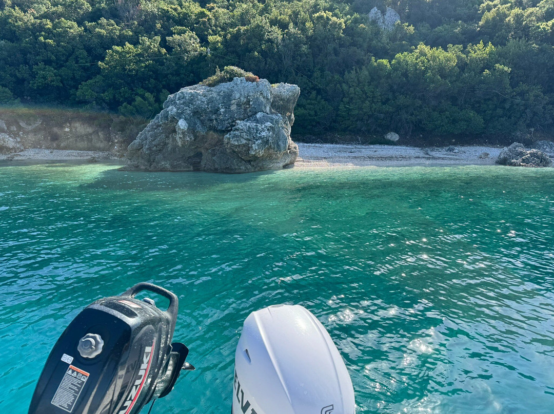 Rental Boat Ionion Marine-Perigiali必去景点