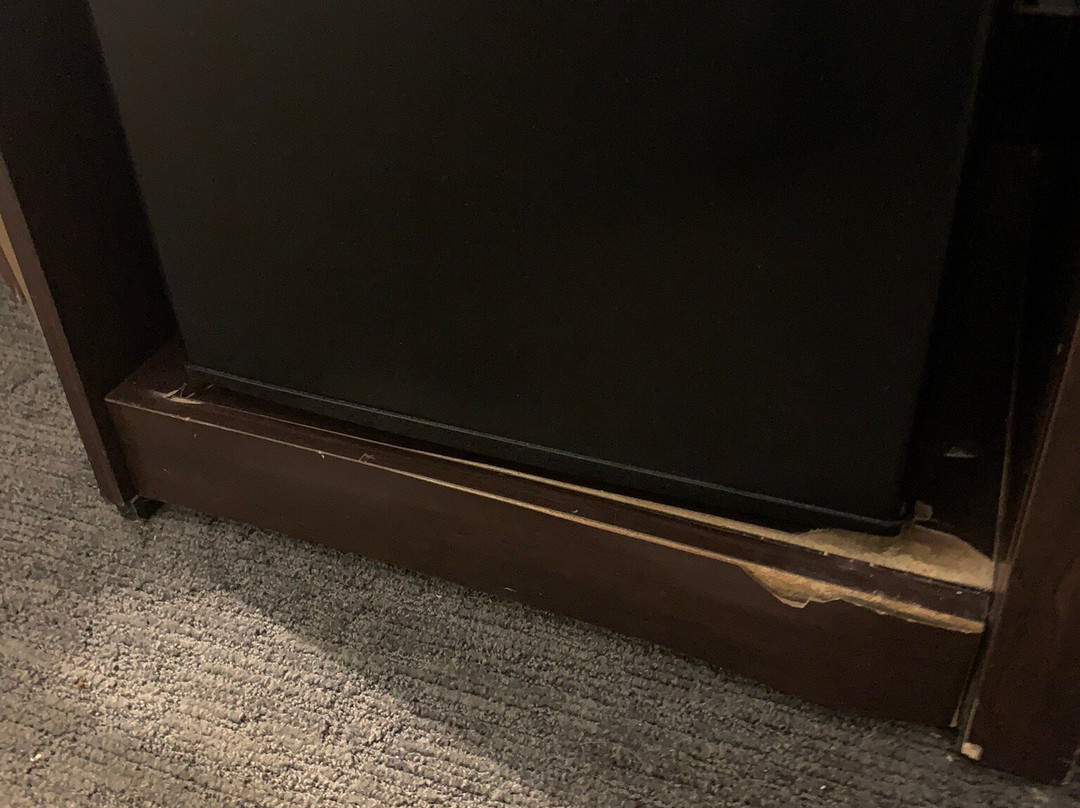 Mt Madison Inn & Suites主图