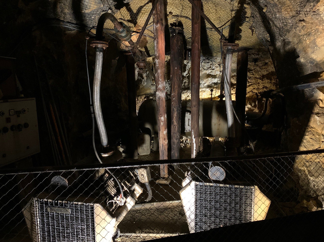 Asphalt Mines-Travers必去景点