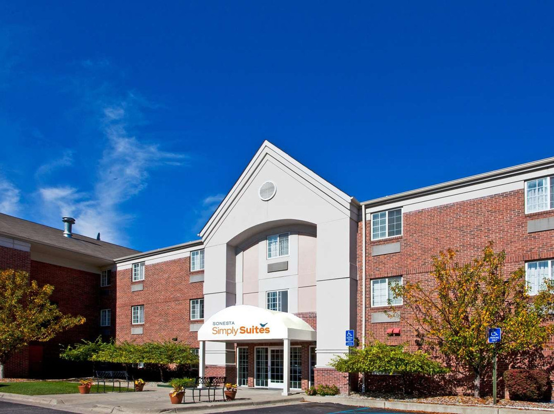 绍斯菲尔德酒店住宿-Sonesta Simply Suites Detroit Southfield