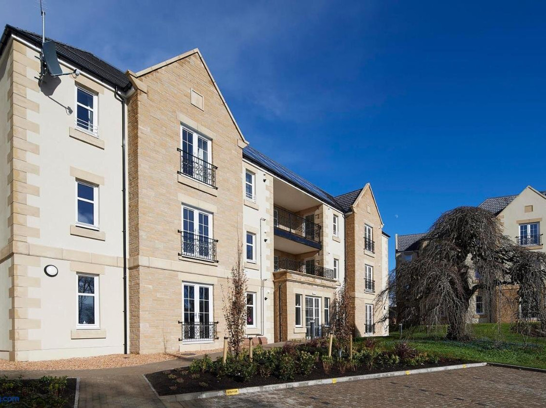 Royal Golf Apartments