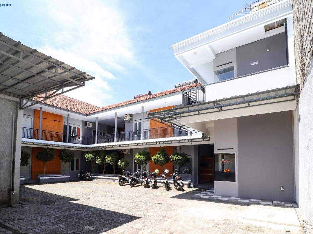 OYO 3340 Wisma Etiga