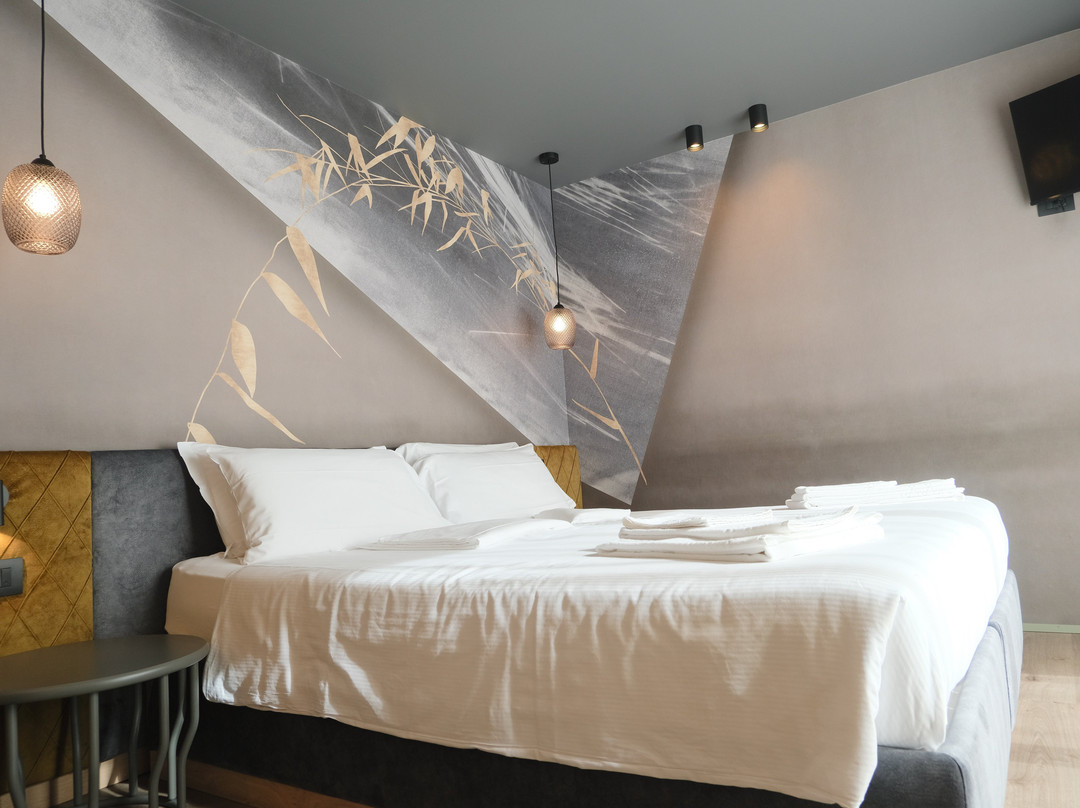 Flos Hotel主图