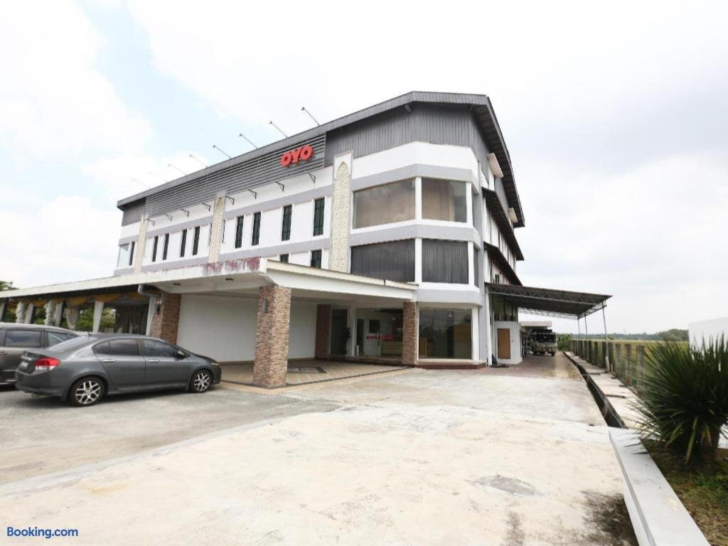 OYO 89888 Dz Residence Guest House