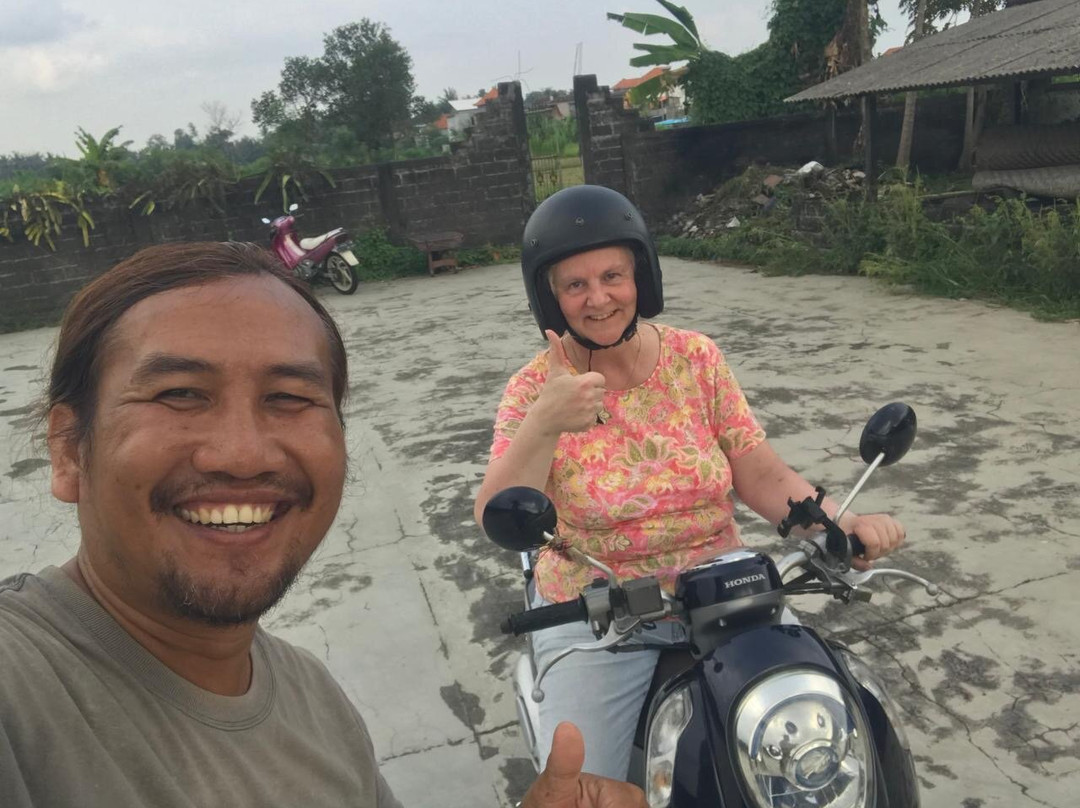 Kadek Local Bali Tours-登巴萨必去景点