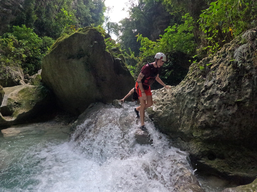 Highland Adventure Tours-Badian必去景点