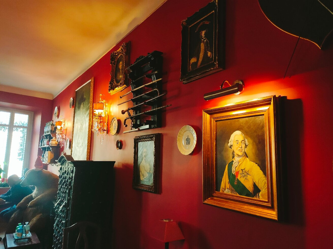 Hdemia Old Style Club-Moncrivello必去景点