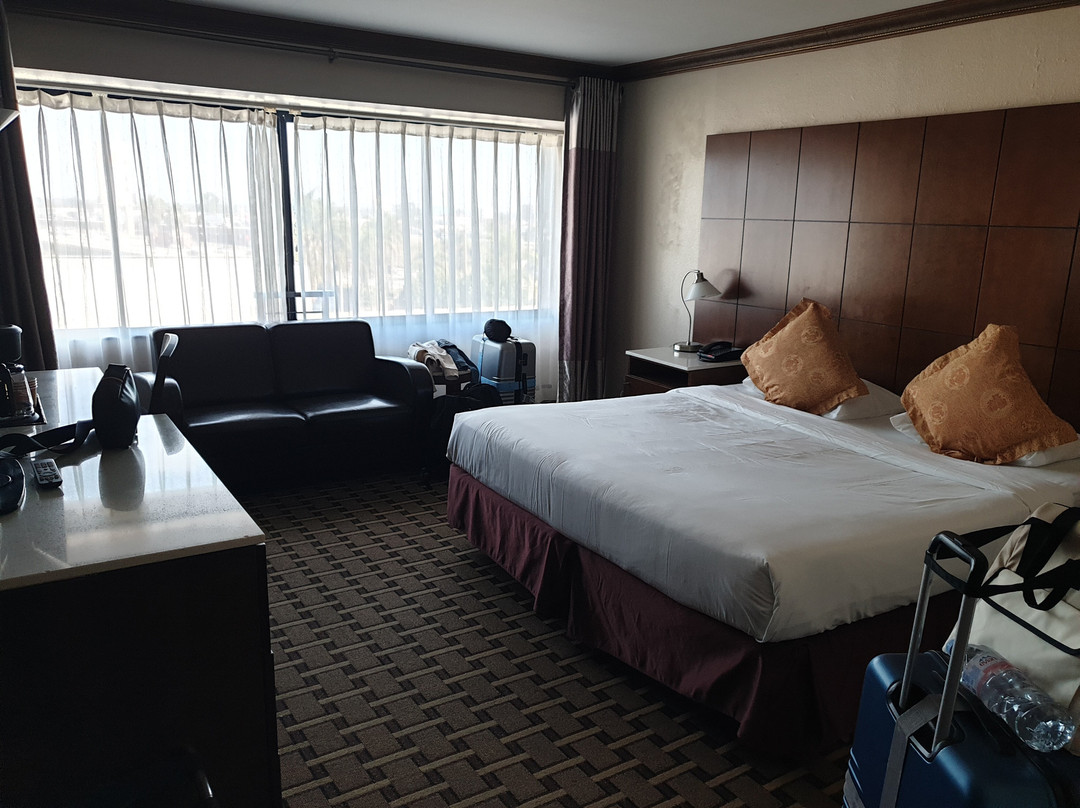 洛杉矶华商大酒店主图