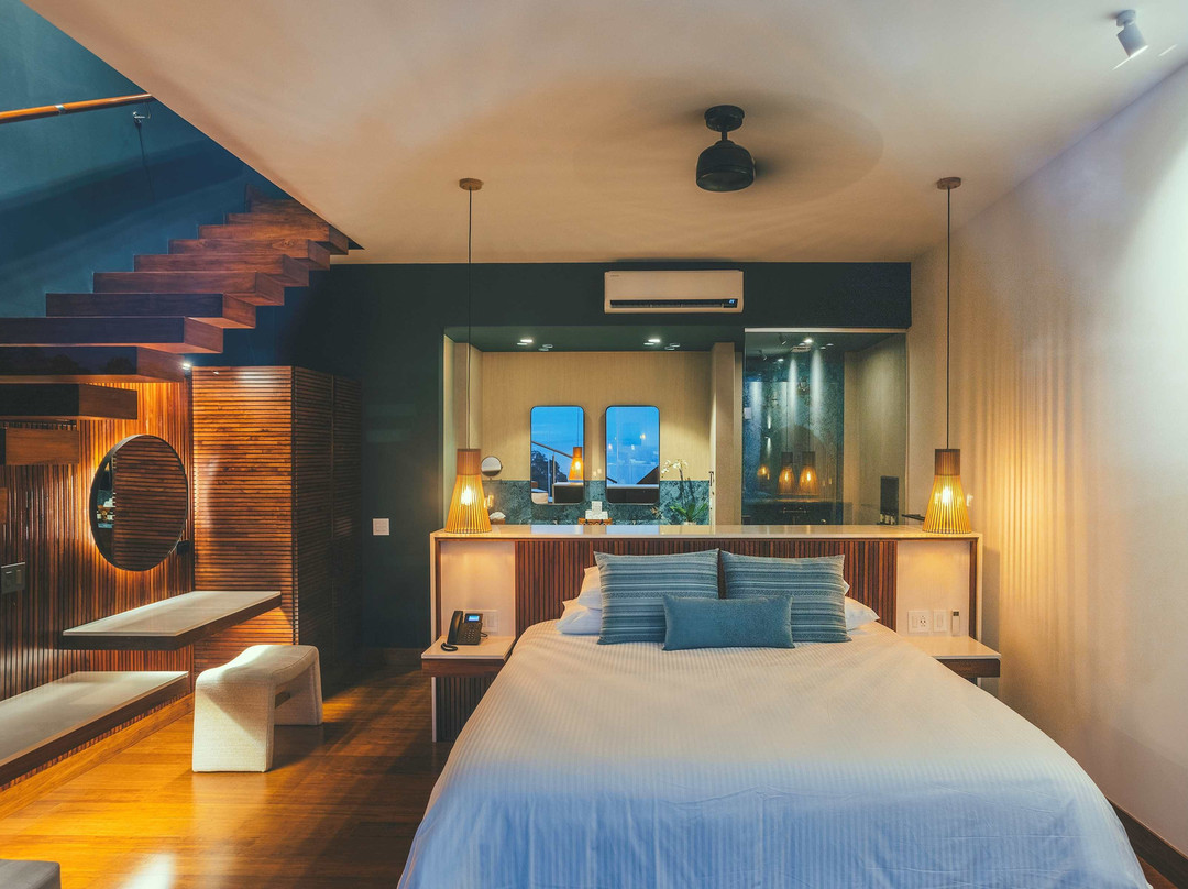 洛斯奥托斯度假村主图