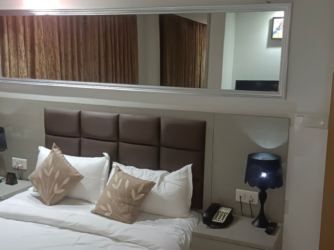 Aristocrat Hotel主图