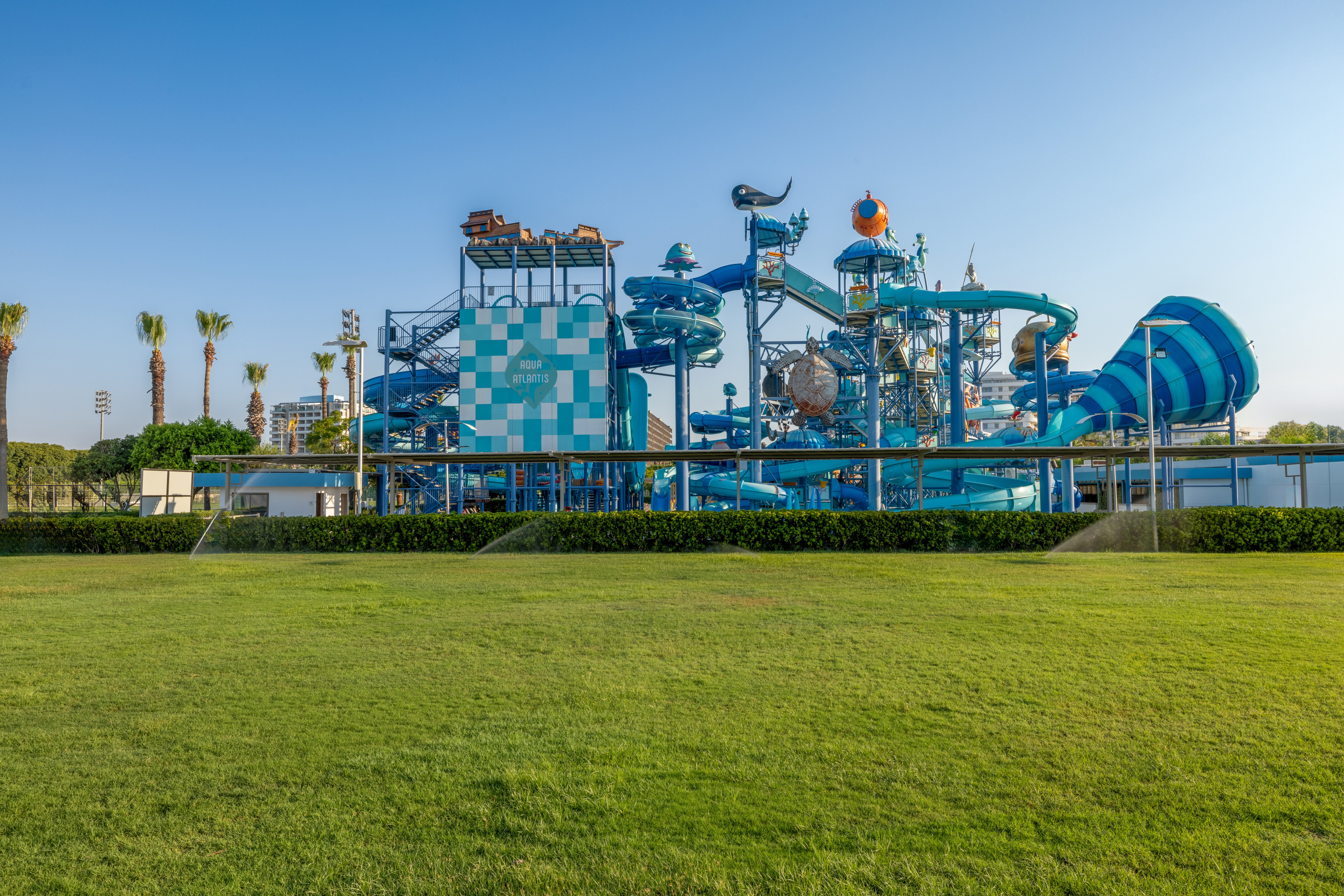 Nirvana Cosmopolitan-泳池