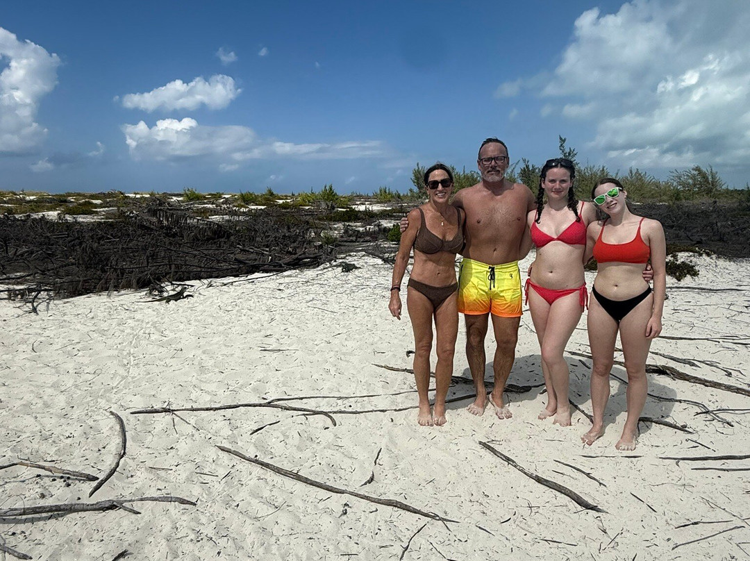 Vitamin Sea Watersports Tci-Long Bay Hills必去景点