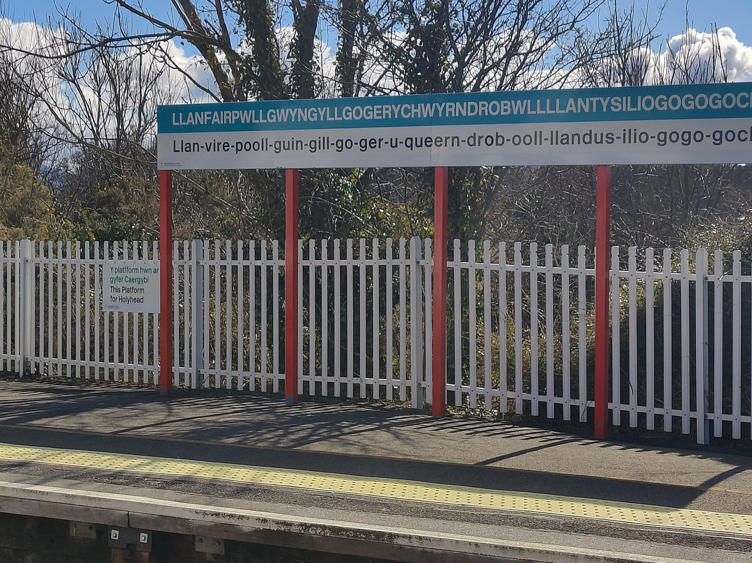 Llanfairpwll Railway Station景点图片