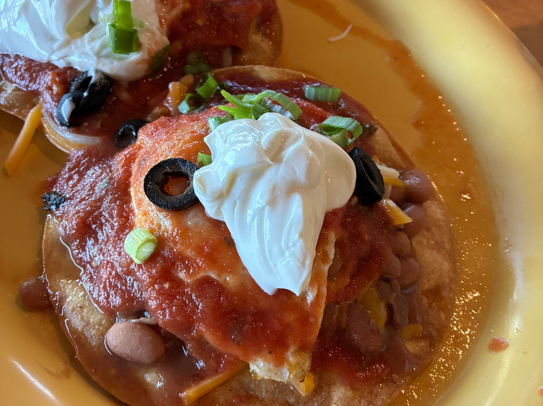 Beeb's Sports Bar and Grill