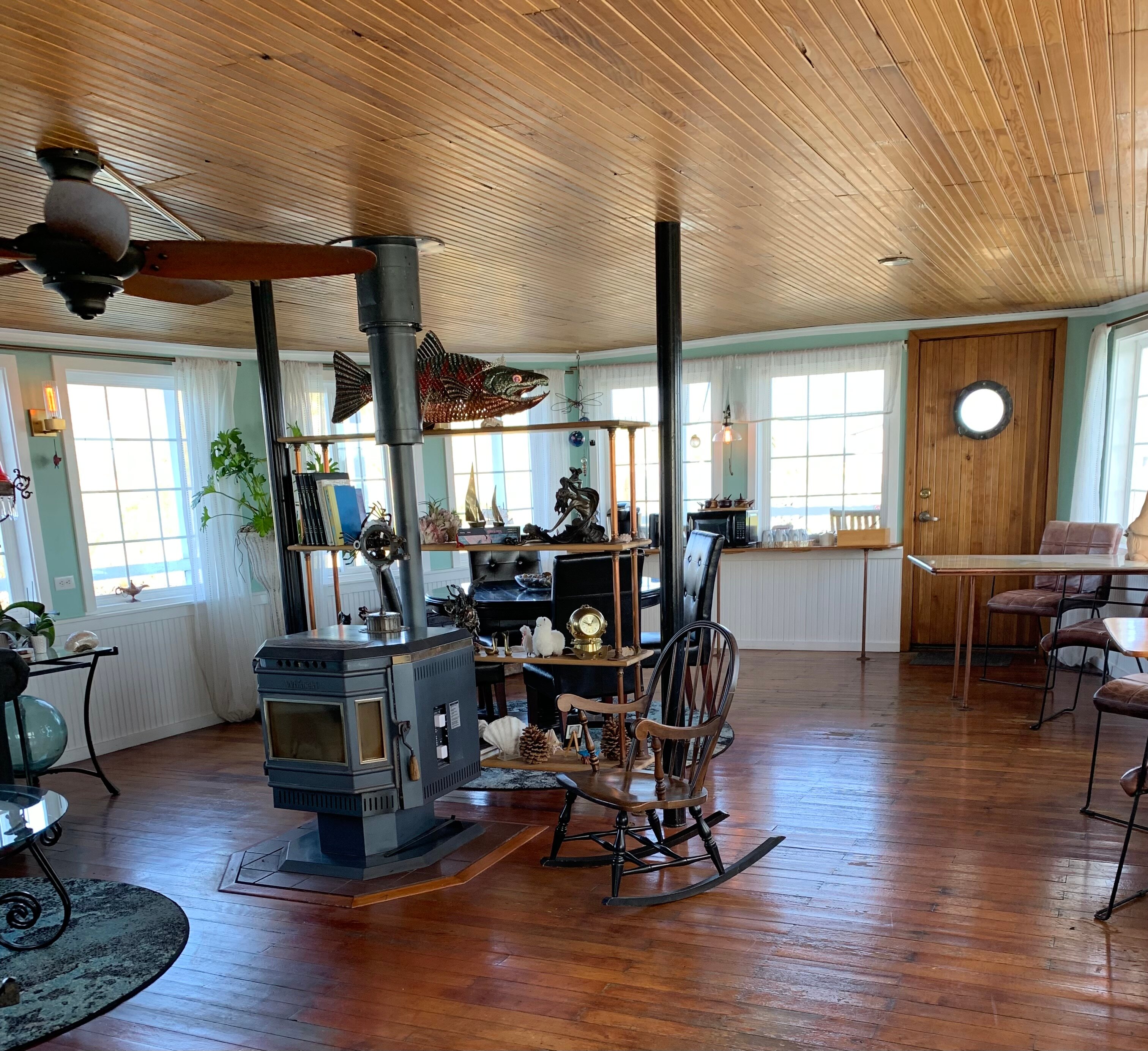 The Newport Belle Riverboat Bed & Breakfast-浴室