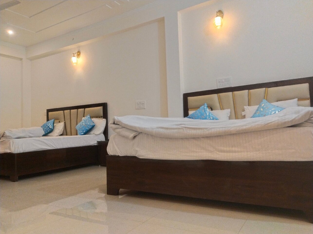 Hotel Aashish Inn