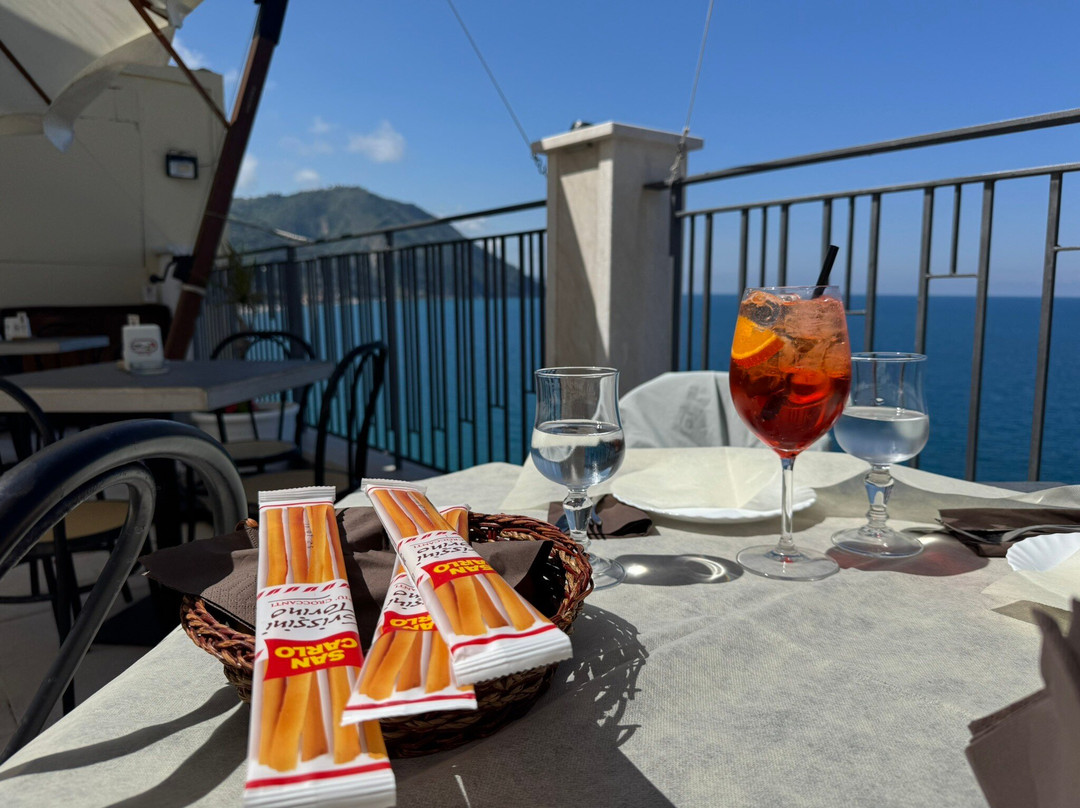 Lounge Bar trattoria il canape