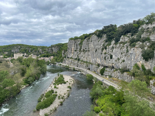 Hotel Les Voyageurs主图