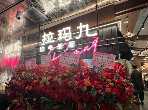 万象城购物中心-杭州市必去景点