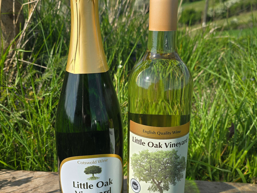 Little Oak Vineyard景点图片