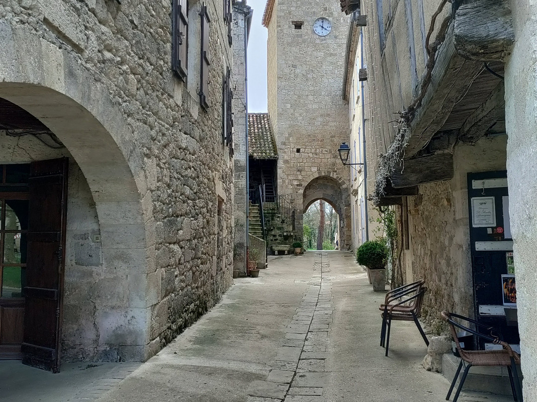 La bastide de Fourcès-Fources必去景点