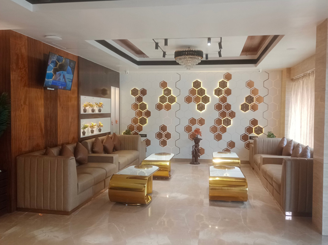 Payel Multiplaza主图