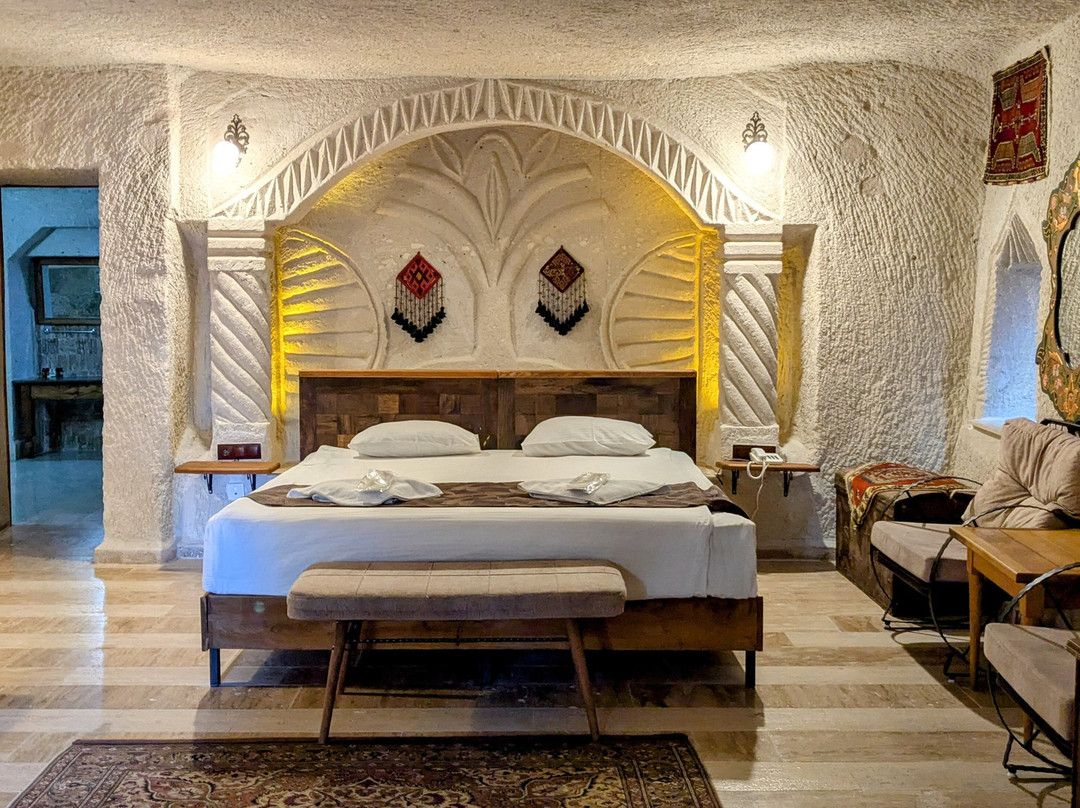 Avilla Cave Hotel主图