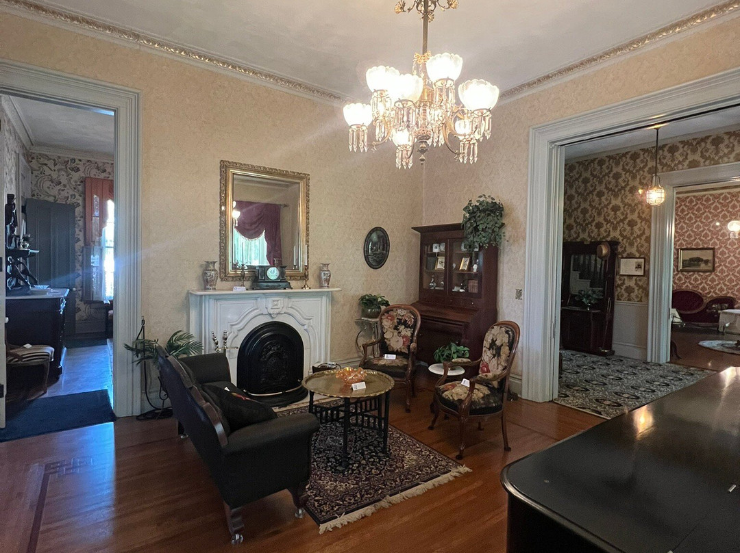 Dewitt County Museum-Clinton必去景点