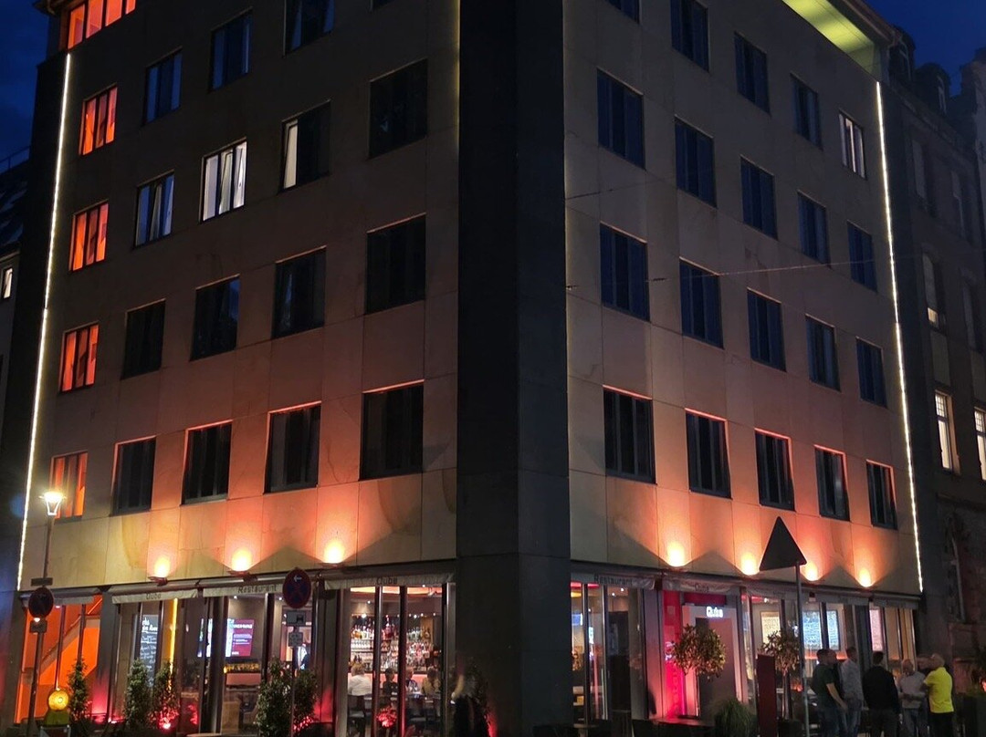 黑德堡奎比酒店主图