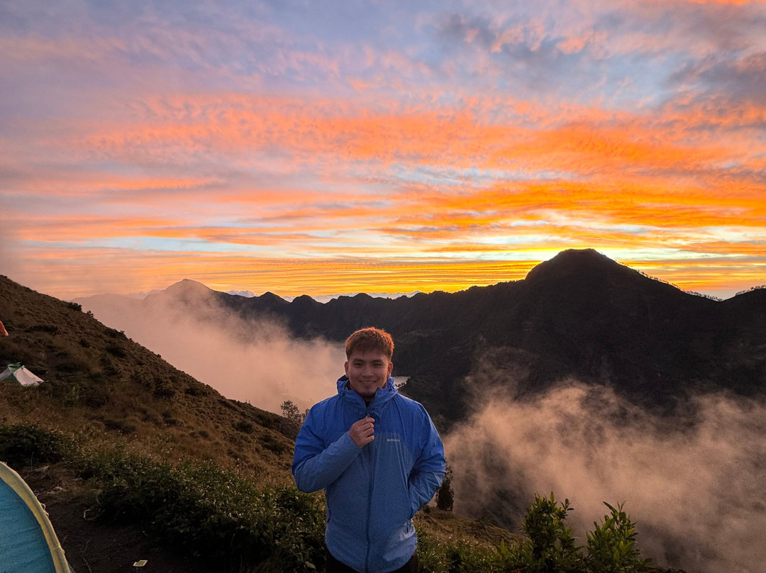 Antok Trekking - Mt.Rinjani Lombok Volcano-Senaru必去景点