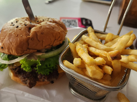 Sharky's-塔马林多必去景点