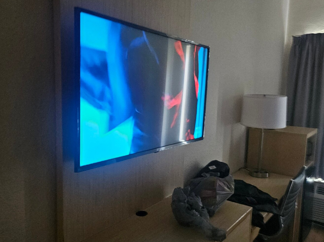 Red Roof Plus + Gainesville主图