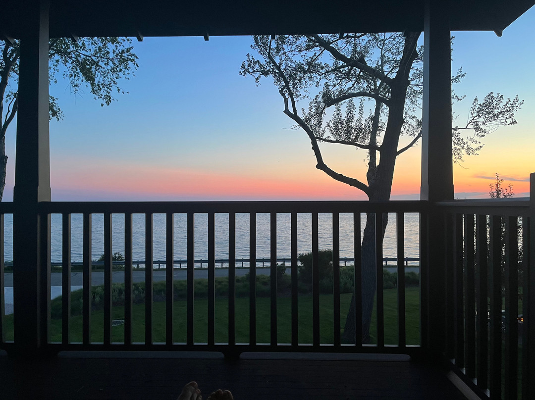 Lake Shore Resort主图