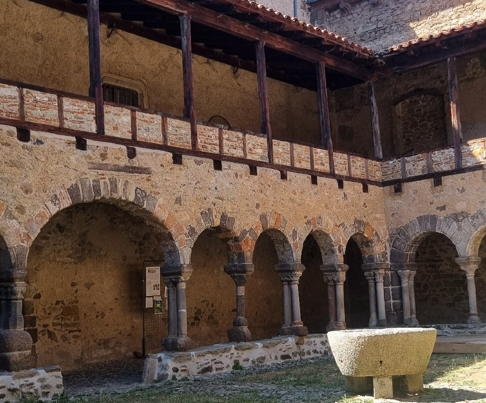 Abbaye de Lavaudieu-Lavaudieu必去景点