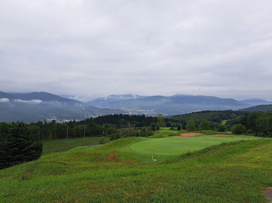 Uraburu Golf-加尔达卡沃必去景点