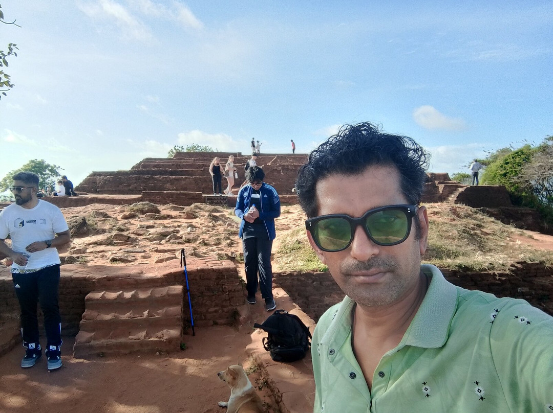 Raj Lanka Tours Nouraj-Katugastota必去景点