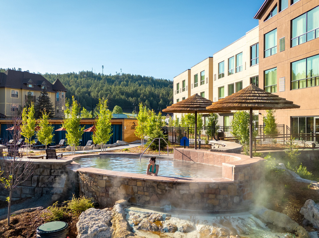 The Springs Resort主图