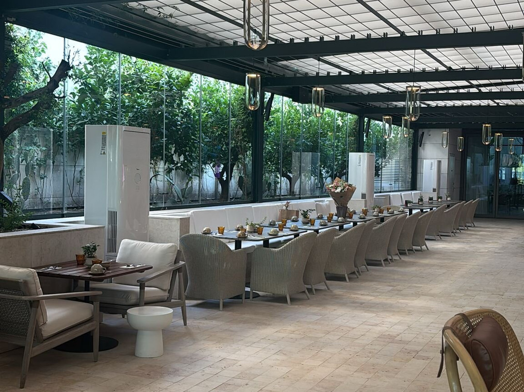 萨纳伊斯图里酒店主图