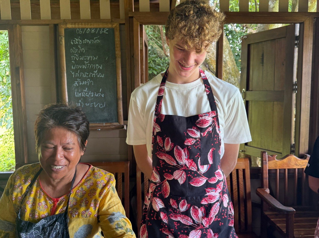 Mina's Cooking Classes-瑶诺岛必去景点